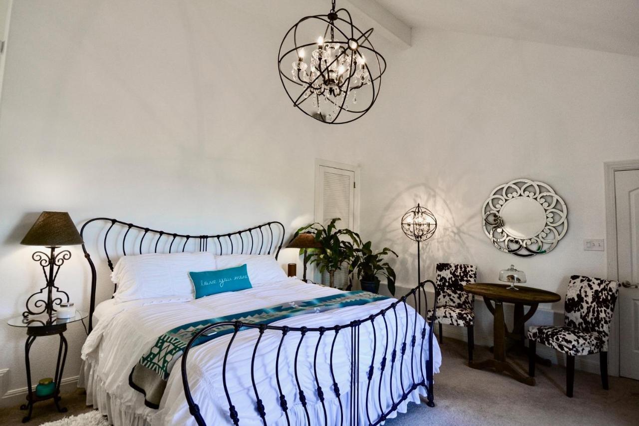 Casa Del Sol Bed And Breakfast Lakeway Extérieur photo